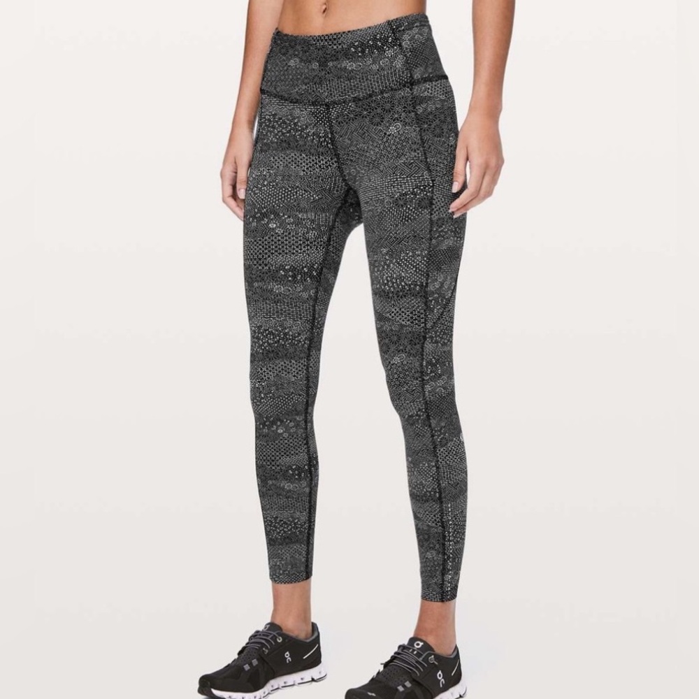 Lululemon matching set - Picture 12 of 15